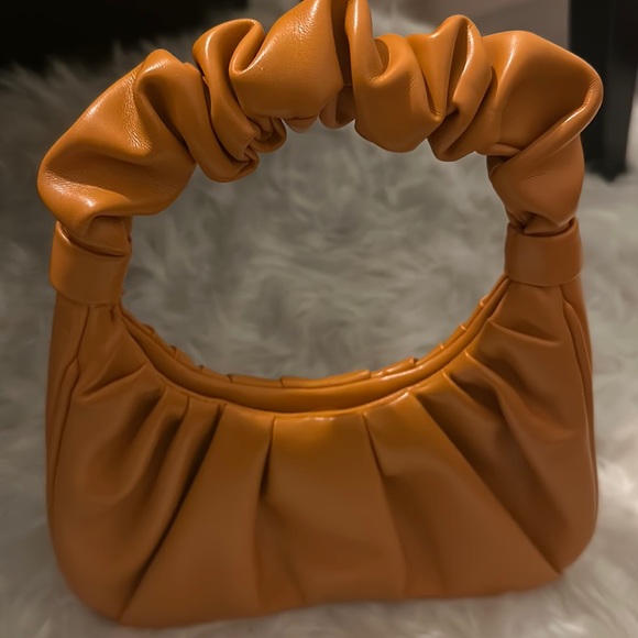 AUTHENTIC JW PEI GABBI RUCHED HOBO BAG in orange - LIKE NEW. Worn a few times - Picture 2 of 10